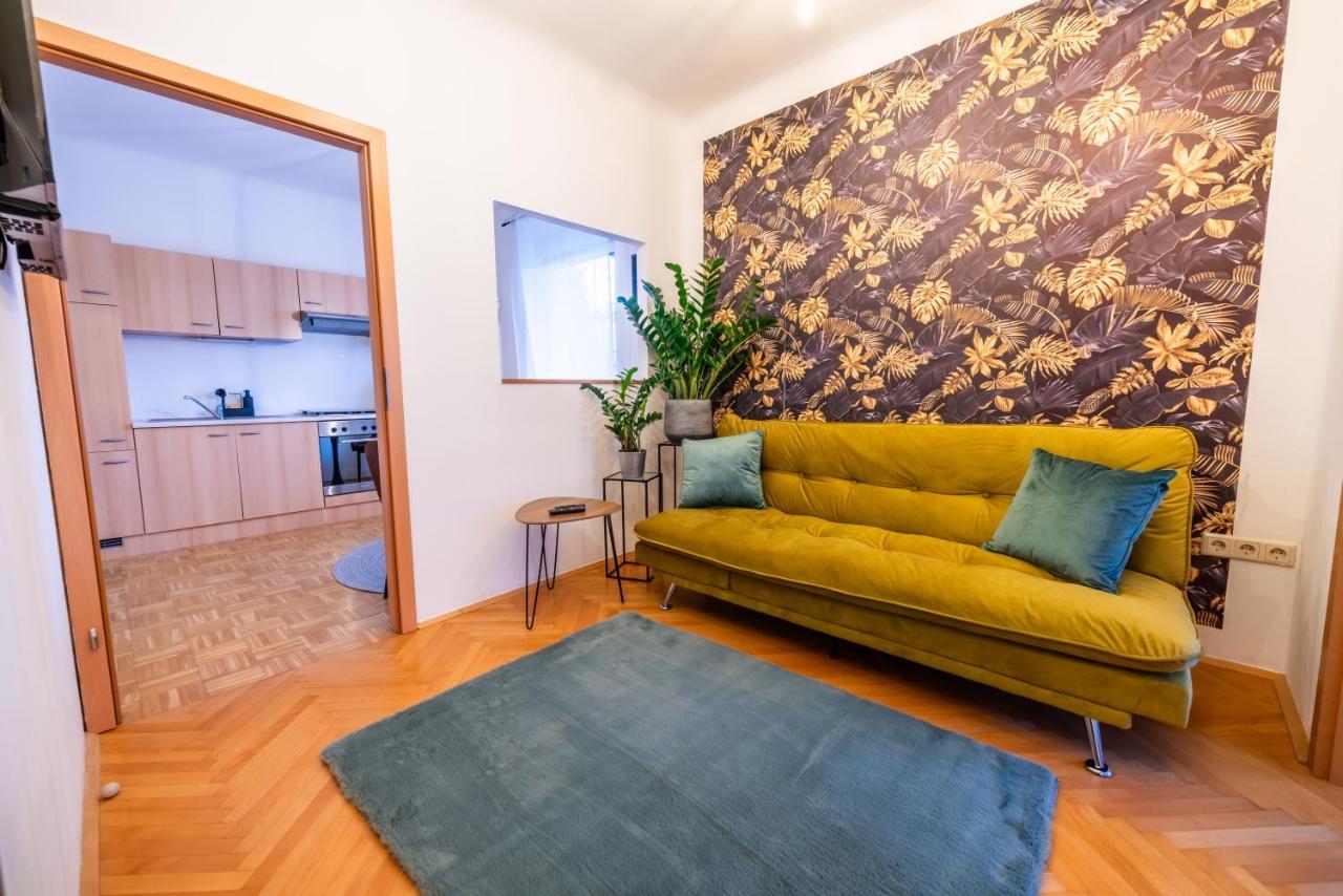 Modernes Appartement Грац Екстер'єр фото